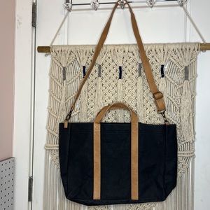 Heart and Hand tote bag